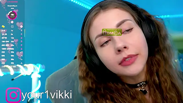 Snapshot of Vikki_Cheese chatting on 02/07/25, 05:31 Vikki Cheese online show from 02/07/25, 05:31