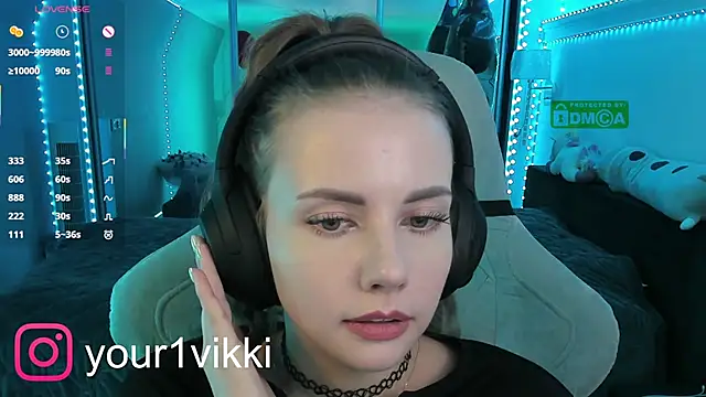 Snapshot of Vikki_Cheese chatting on 02/17/25, 09:19 Vikki Cheese online show from 02/17/25, 09:19