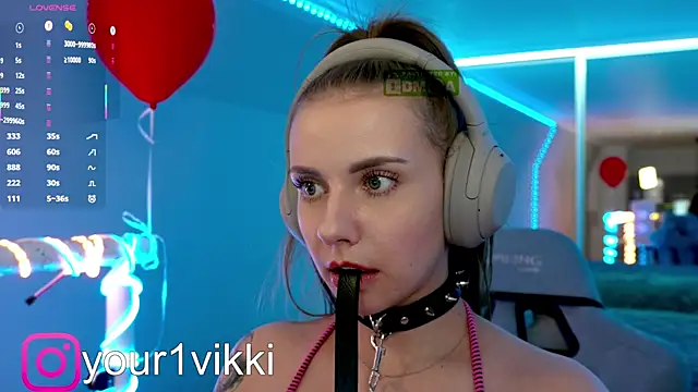 Snapshot of Vikki_Cheese chatting on 03/04/25, 11:43 Vikki Cheese online show from 03/04/25, 11:43