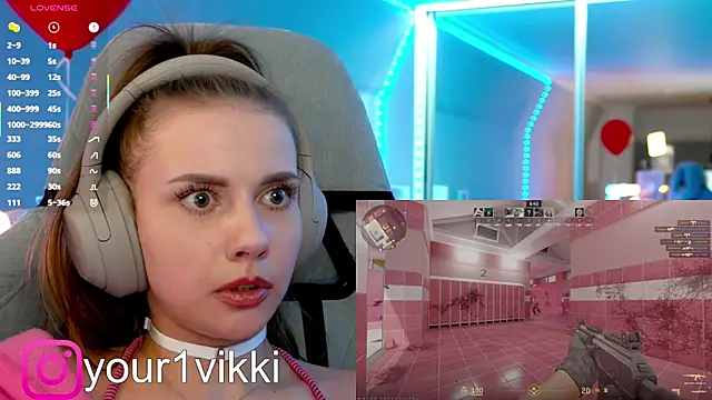 Snapshot of Vikki_Cheese chatting on 03/05/25, 02:46 Vikki Cheese online show from 03/05/25, 02:46