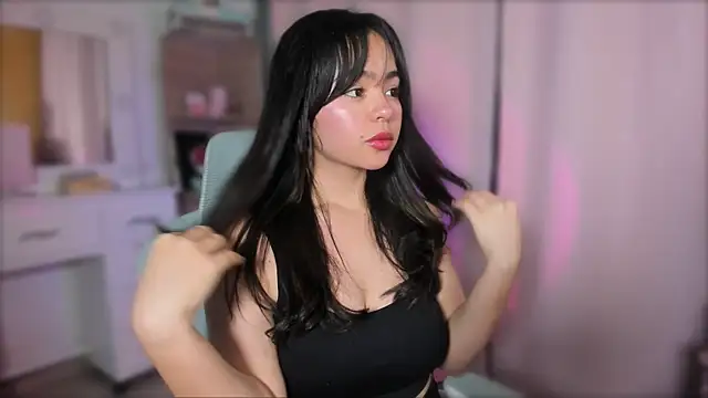 Snapshot of Olivia_xd_ chatting on 01/19/25, 09:01 Olivia xd online show from 01/19/25, 09:01