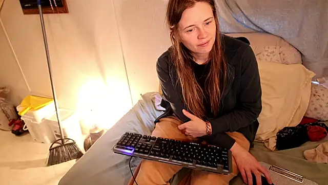 xxpixeyxx online show from 03/25/26, 12:33