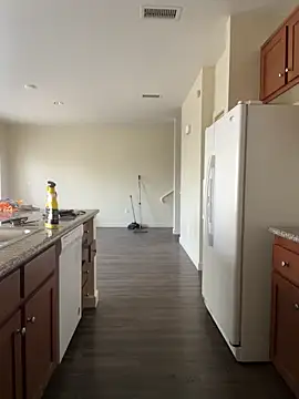 demonslayerr999 online show from 02/18/25, 12:37