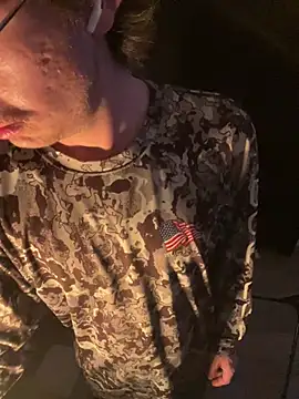 demonslayerr999 online show from 02/23/25, 08:17