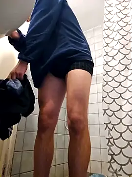 Snapshot of d1ckend chatting on 12/14/25, 06:01 d1ckend online show from 12/14/25, 06:01