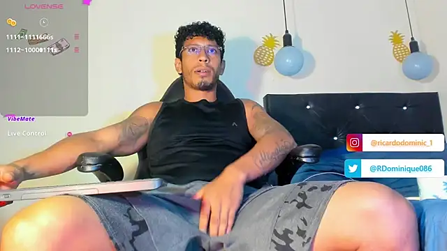 FuckHardlove online show from 01/25/25, 11:11