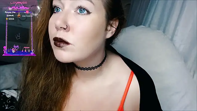 tia meow online show from 11/26/25, 01:28