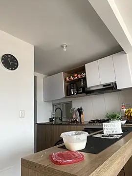 Ameellie online show from 09/19/25, 03:45