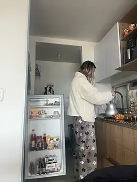 Ameellie online show from 03/11/26, 04:24