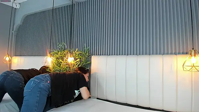 SaraRiley online show from 01/07/26, 10:45