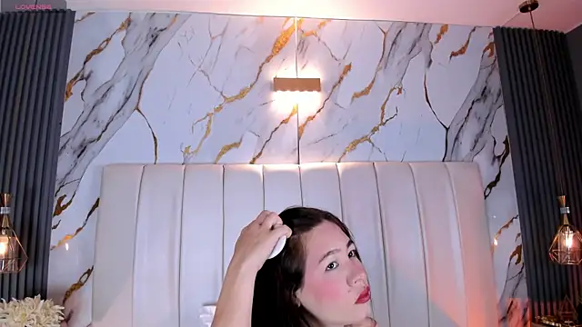 SaraRiley online show from 03/26/26, 10:59