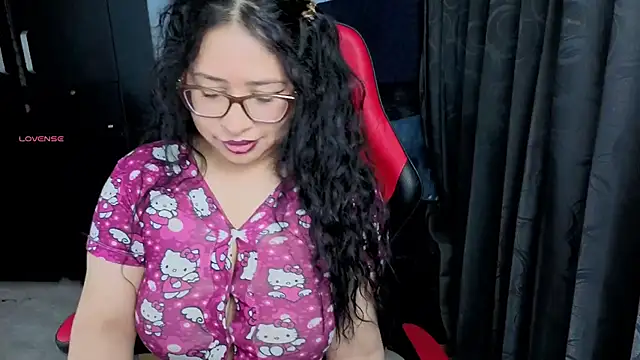 charlotee lovee69 online show from 09/13/25, 07:41