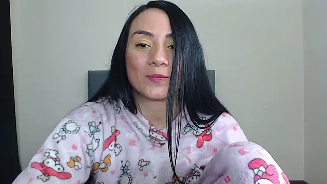 Snapshot of celeste_2023 chatting on 01/25/25, 08:31 celeste 2023 online show from 01/25/25, 08:31