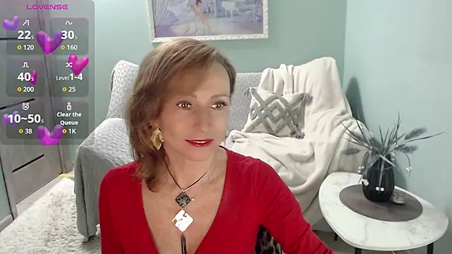 HornyMilf 777 online show from 10/19/25, 06:36