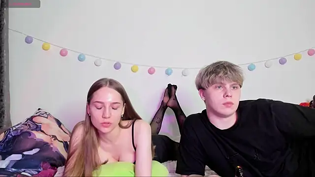 Emily and Ilumi online show from 12/27/24, 11:31