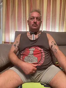 Russirayu online show from 10/27/25, 04:00