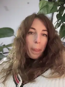 MommmyYummy online show from 11/15/25, 02:24