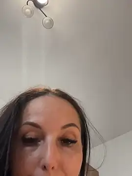 Snapshot of Carla_Angel chatting on 05/29/26, 05:27 Carla Angel online show from 05/29/26, 05:27