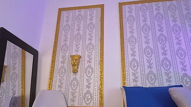 CandyQueenGold online show from 11/17/25, 06:35