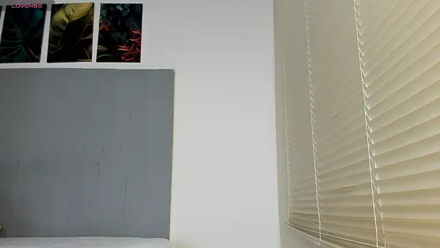  Molly rosse  online show from 10/31/25, 11:55