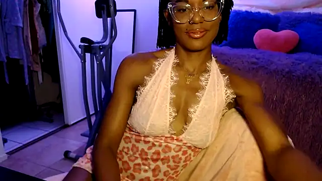 CocoSage online show from 06/15/26, 05:42