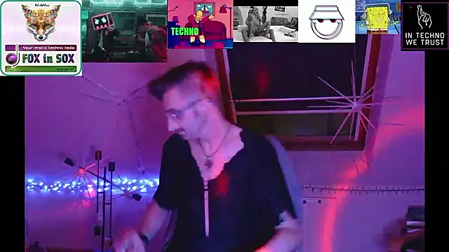 Snapshot of RevilO1180 chatting on 01/09/26, 11:28 RevilO1180 online show from 01/09/26, 11:28