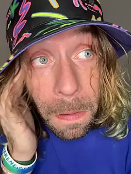 Snapshot of 4kUsh2Fashion0 chatting on 12/25/24, 07:56 4kUsh2Fashion0 online show from 12/25/24, 07:56