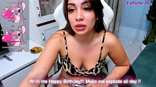 EveEvian online show from 03/21/25, 08:40