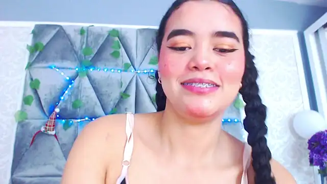 Angela lovee online show from 01/22/25, 01:00