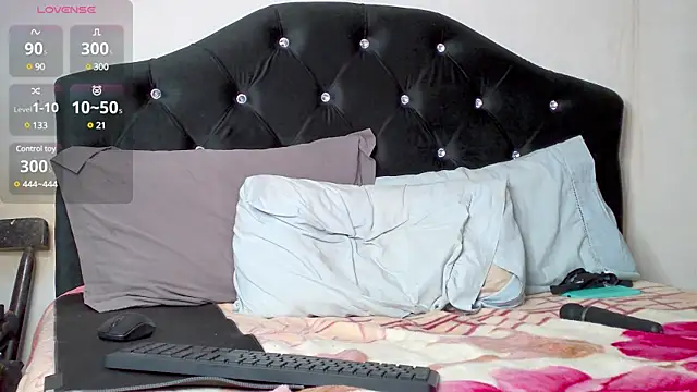 nonawhitemm online show from 02/17/25, 08:19