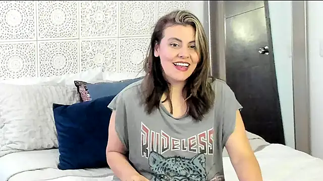 V monse online show from 12/27/24, 07:03