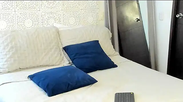 V monse online show from 01/18/25, 03:49