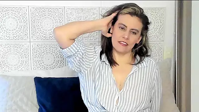 V monse online show from 01/22/25, 10:59