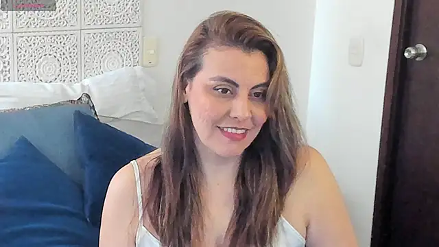 V monse online show from 12/15/25, 03:27