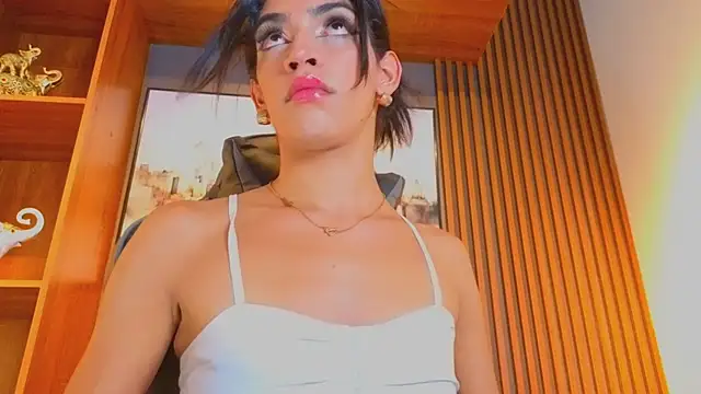 Snapshot of Alahia_Rodriguez chatting on 06/02/26, 07:16 Alahia Rodriguez online show from 06/02/26, 07:16