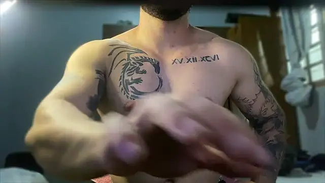 Snapshot of Galeego_DF chatting on 12/15/25, 01:48 Galeego DF online show from 12/15/25, 01:48