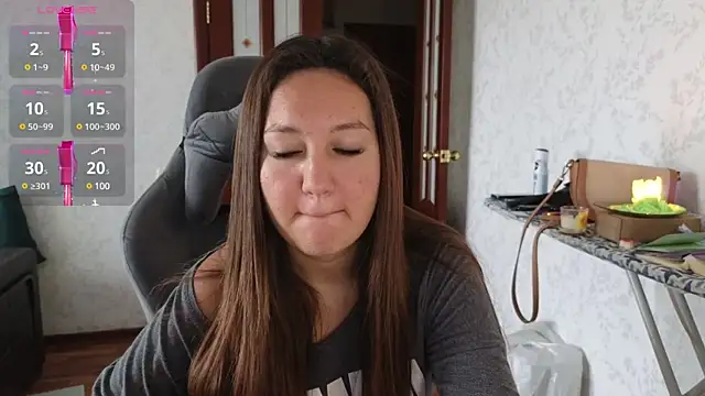 Snapshot of Nelly_Fischer chatting on 12/10/24, 08:08 Nelly Fischer online show from 12/10/24, 08:08