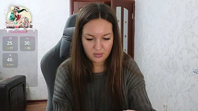 Snapshot of Nelly_Fischer chatting on 12/23/24, 06:16 Nelly Fischer online show from 12/23/24, 06:16