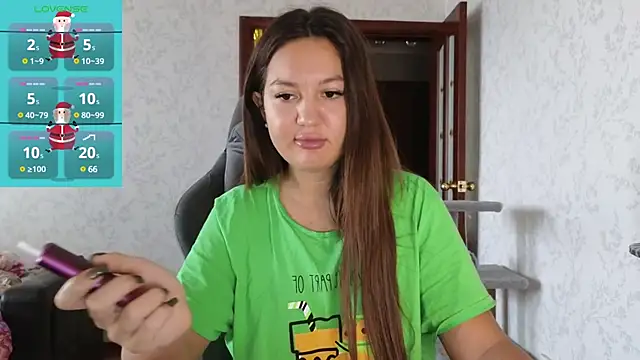 Snapshot of Nelly_Fischer chatting on 12/31/24, 09:53 Nelly Fischer online show from 12/31/24, 09:53