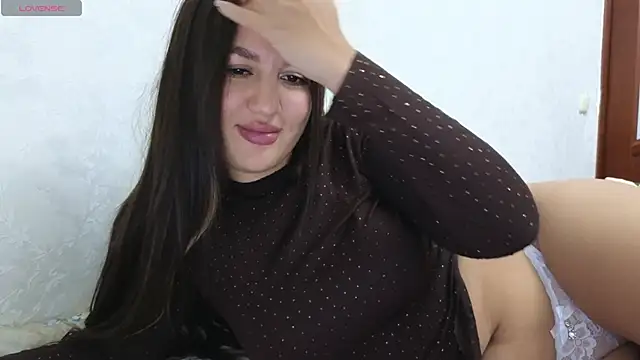 Snapshot of Nelly_Fischer chatting on 02/08/25, 09:04 Nelly Fischer online show from 02/08/25, 09:04