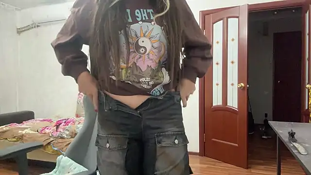 Snapshot of Nelly_Fischer chatting on 02/22/25, 08:09 Nelly Fischer online show from 02/22/25, 08:09