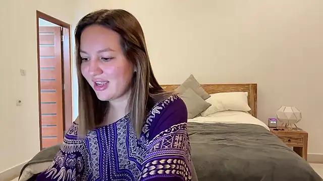 Snapshot of Nelly_Fischer chatting on 09/24/25, 01:09 Nelly Fischer online show from 09/24/25, 01:09