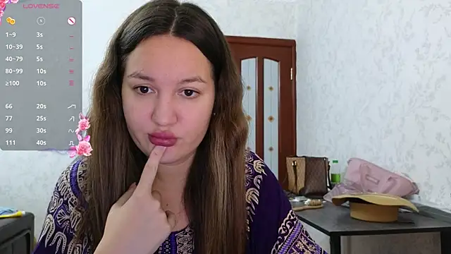 Snapshot of Nelly_Fischer chatting on 07/25/26, 09:01 Nelly Fischer online show from 07/25/26, 09:01