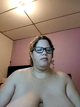 Snapshot of EllisW8 chatting on 03/16/26, 11:03 EllisW8 online show from 03/16/26, 11:03