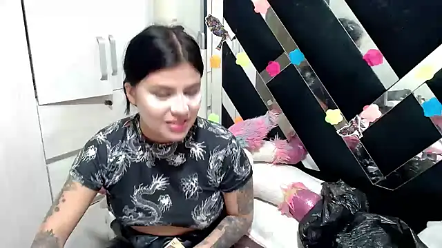 Snapshot of katery_wok11 chatting on 10/29/25, 03:36 katery wok11 online show from 10/29/25, 03:36