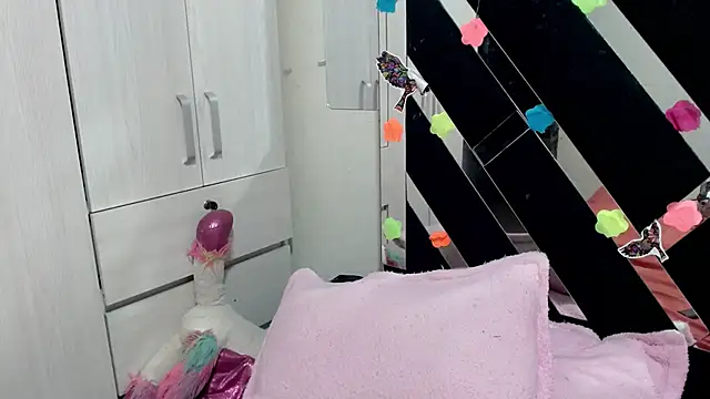 Snapshot of katery_wok11 chatting on 12/02/25, 06:58 katery wok11 online show from 12/02/25, 06:58