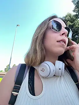 Mia Railey online show from 04/24/26, 02:08