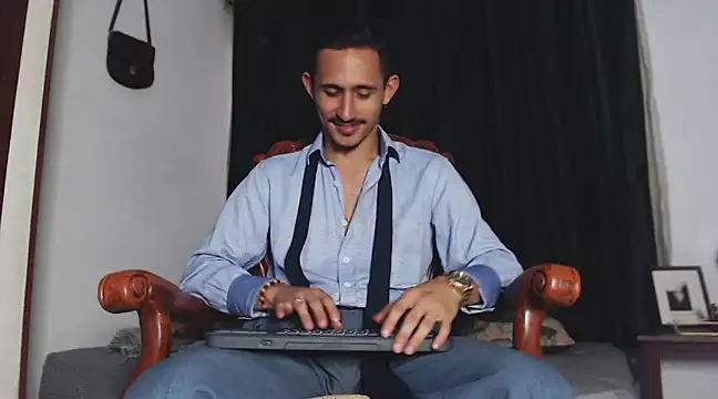 HomeAloneK online show from 02/10/25, 08:42