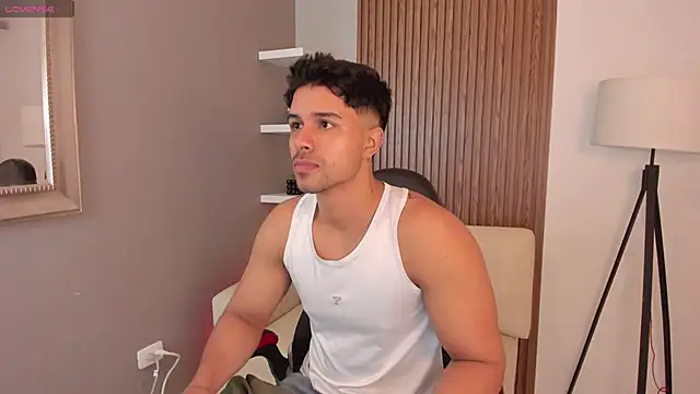 Snapshot of liam_collins21 chatting on 02/09/25, 11:47 liam collins21 online show from 02/09/25, 11:47