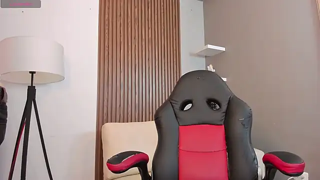 Snapshot of liam_collins21 chatting on 02/17/25, 11:34 liam collins21 online show from 02/17/25, 11:34